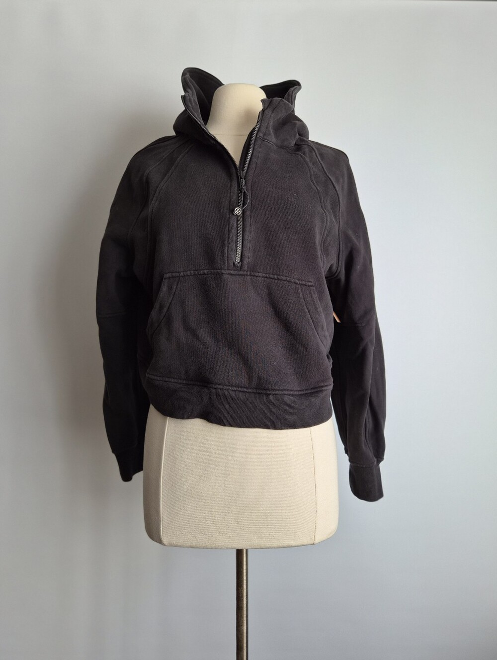 Lululemon Black Cropped Sweatshirt Size M/L Boxy Hoodie Athleisure Minimalist